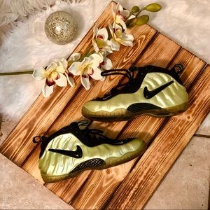 SOLD ɴɪᴋᴇ ᴀɪʀ ғᴏᴀᴍᴘᴏsɪᴛᴇ ᴘʀᴏ ᴇʟᴇᴄᴛʀɪᴄ ɢʀᴇᴇɴ